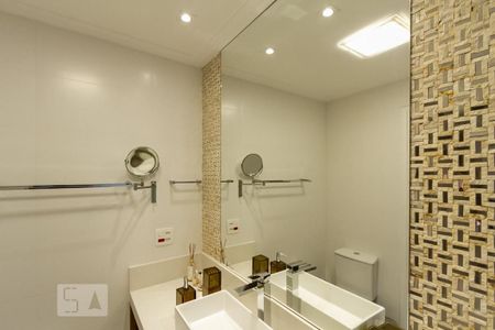 Apartamento para alugar com 123m², 3 quartos e 2 vagasBanheiro da Suíte 1