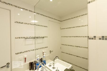 Apartamento para alugar com 123m², 3 quartos e 2 vagasBanheiro social