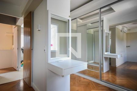 Apartamento à venda com 75m², 2 quartos e 2 vagas Apartamento à venda com 75m², 2 quartos e 2 vagasArmário da suíte