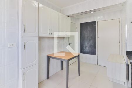 Apartamento à venda com 98m², 3 quartos e 1 vagaCozinha e Área de Serviço