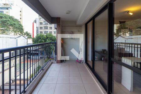 Apartamento à venda com 40m², 1 quarto e 1 vaga Apartamento à venda com 40m², 1 quarto e 1 vagaVaranda