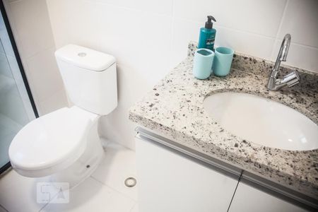 Banheiro de apartamento à venda com 1 quarto, 36m² em Santa Efigênia, São Paulo