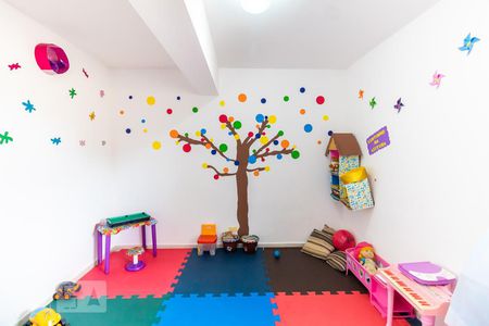 Apartamento para alugar com 49m², 2 quartos e 1 vaga Apartamento para alugar com 49m², 2 quartos e 1 vagaÁrea Comum - Brinquedoteca