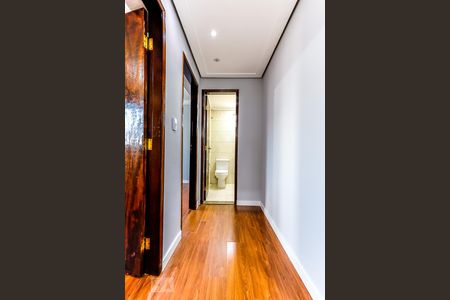 Corredor Quartos de apartamento para alugar com 2 quartos, 49m² em Vila Mazzei, São Paulo