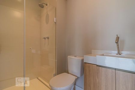 Banheiro Social de apartamento para alugar com 1 quarto, 54m² em Alphaville Empresarial, Barueri