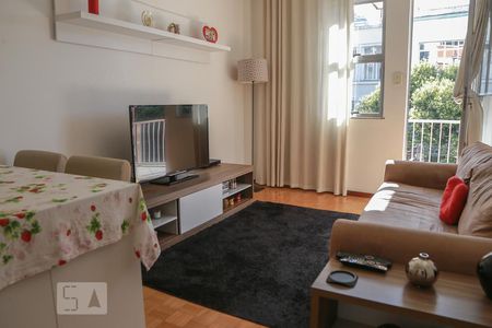 Sala de apartamento à venda com 2 quartos, 72m² em Vila Isabel, Rio de Janeiro