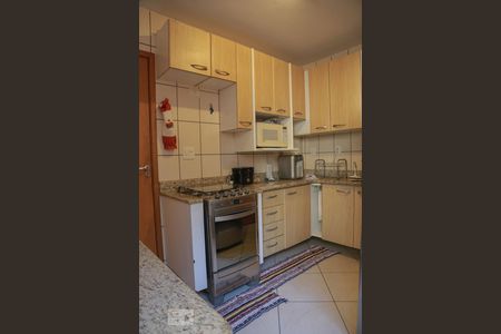 Apartamento à venda com 72m², 2 quartos e 1 vagaCozinha