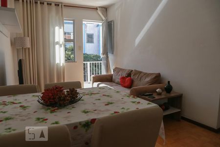 Sala de apartamento à venda com 2 quartos, 72m² em Vila Isabel, Rio de Janeiro