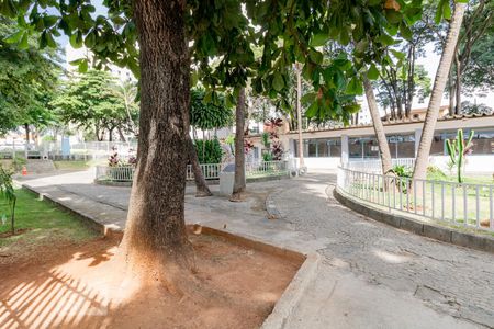 Apartamento à venda com 75m², 2 quartos e 1 vagaÁrea comum