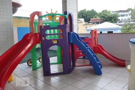 Apartamento à venda com 79m², 2 quartos e 1 vagaÁrea comum