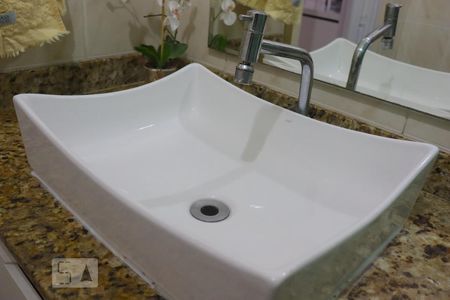 Apartamento à venda com 79m², 2 quartos e 1 vagaBanheiro
