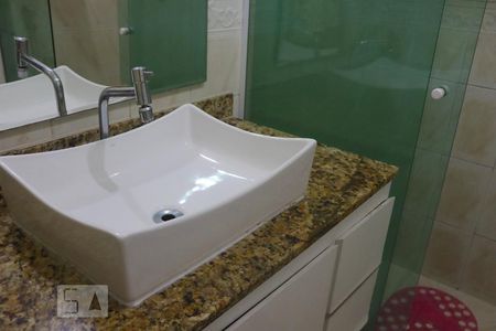 Apartamento à venda com 79m², 2 quartos e 1 vagaBanheiro