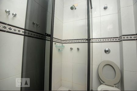 Banheiro  de apartamento para alugar com 1 quarto, 62m² em Jardim Botânico, Curitiba