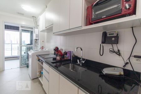 Apartamento à venda com 77m², 2 quartos e 2 vagas Apartamento à venda com 77m², 2 quartos e 2 vagasCozinha