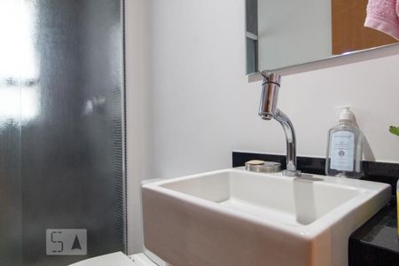 Apartamento à venda com 77m², 2 quartos e 2 vagas Apartamento à venda com 77m², 2 quartos e 2 vagasBanheiro