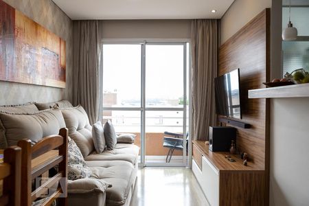 Sala de apartamento para alugar com 2 quartos, 50m² em Quitaúna, Osasco