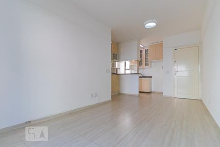 Apartamento para alugar com 74m², 1 quarto e 1 vagaSala