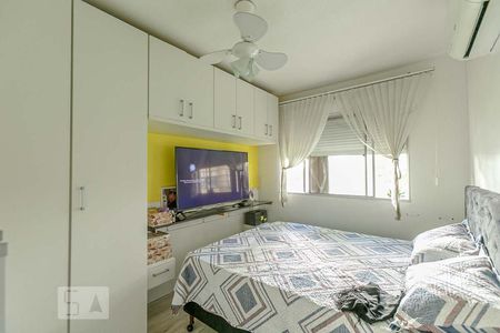 Quarto 1 de apartamento à venda com 2 quartos, 56m² em Santo Antônio, Porto Alegre