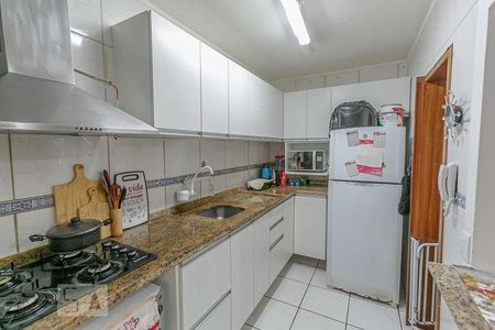 Apartamento à venda com 56m², 2 quartos e 1 vaga Apartamento à venda com 56m², 2 quartos e 1 vagaCozinha