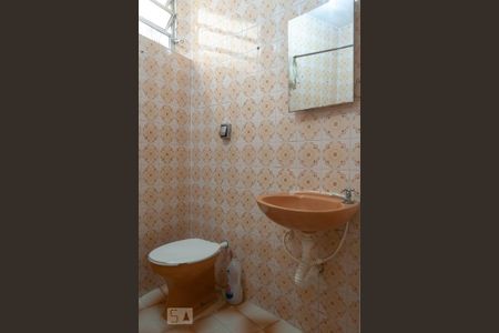 Banheiro de casa para alugar com 1 quarto, 32m² em Alto da Mooca, São Paulo