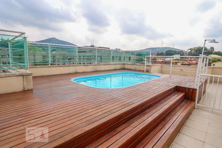 Apartamento para alugar com 65m², 2 quartos e 1 vaga Apartamento para alugar com 65m², 2 quartos e 1 vagaÁrea comum - Piscina