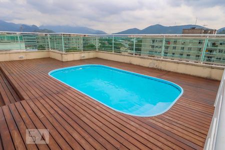 Apartamento para alugar com 65m², 2 quartos e 1 vaga Apartamento para alugar com 65m², 2 quartos e 1 vagaÁrea comum - Piscina