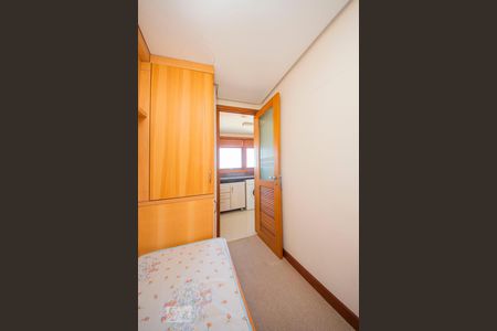 Apartamento para alugar com 139m², 4 quartos e 2 vagasQuarto de Serviço