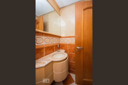 Apartamento para alugar com 139m², 4 quartos e 2 vagaslavabo