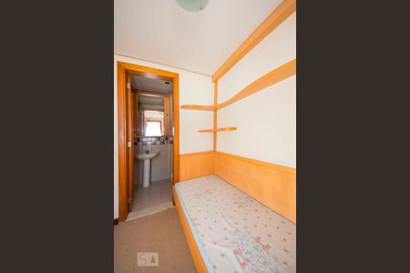 Apartamento para alugar com 139m², 4 quartos e 2 vagasQuarto de Serviço