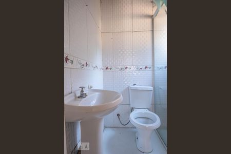 Casa à venda com 200m², 2 quartos e sem vagaBanheiro - Casa 2