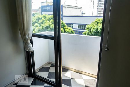 pequena varanda de apartamento para alugar com 2 quartos, 52m² em Praca da Bandeira, Rio de Janeiro