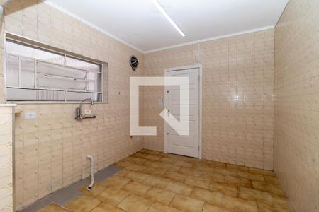 Cozinha de casa para alugar com 3 quartos, 196m² em Água Branca, São Paulo