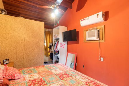 Casa de condomínio à venda com 160m², 4 quartos e 2 vagas Casa de condomínio à venda com 160m², 4 quartos e 2 vagasQuarto 2