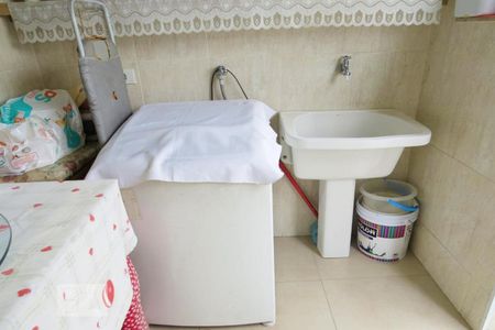 Casa à venda com 200m², 4 quartos e 3 vagasDetalhe da area de serviço