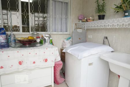 Casa à venda com 200m², 4 quartos e 3 vagasDetalhe da area de serviço