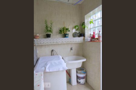 Casa à venda com 200m², 4 quartos e 3 vagasDetalhe da area de serviço