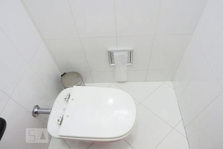 Casa à venda com 200m², 4 quartos e 3 vagasLavabo 1