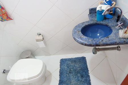 Casa à venda com 200m², 4 quartos e 3 vagasLavabo  2