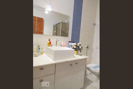 Casa à venda com 200m², 4 quartos e 3 vagasBanheiro Social