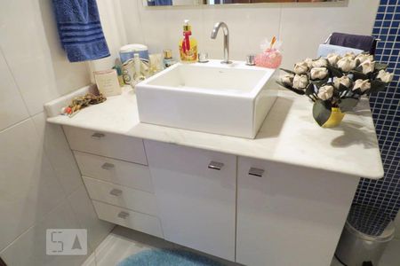 Casa à venda com 200m², 4 quartos e 3 vagasBanheiro Social