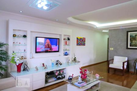 Casa à venda com 200m², 4 quartos e 3 vagasSala de TV