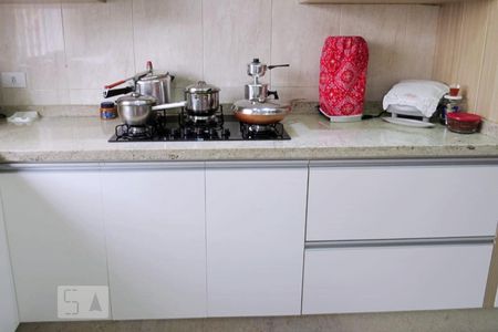 Casa à venda com 200m², 4 quartos e 3 vagasCozinha - Armários