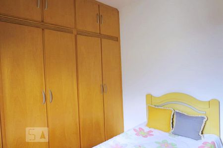 Casa à venda com 200m², 4 quartos e 3 vagasQuarto 4 - Armários