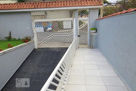 Casa à venda com 200m², 4 quartos e 3 vagasEntrada