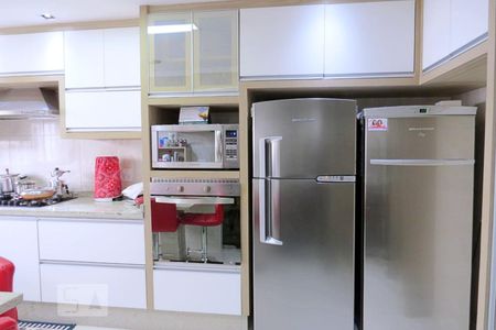 Casa à venda com 200m², 4 quartos e 3 vagasCozinha - Armários