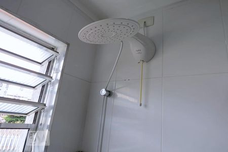 Casa à venda com 200m², 4 quartos e 3 vagasChuveiro