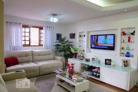 Casa à venda com 200m², 4 quartos e 3 vagasSala de TV