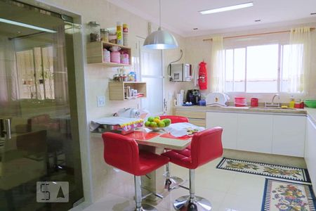 Casa à venda com 200m², 4 quartos e 3 vagasCopa