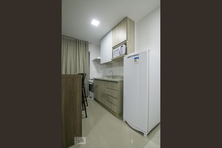 Cozinha de apartamento para alugar com 1 quarto, 46m² em Jardim Goiás, Goiânia
