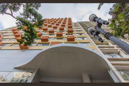 Apartamento à venda com 74m², 2 quartos e sem vagaFachada
